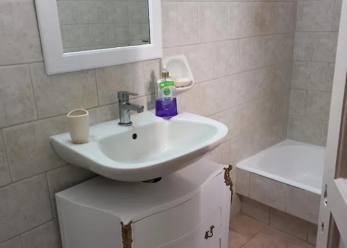 Villa Granny's ,mini For 4 *