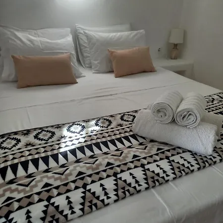 Granny's ,mini For 4