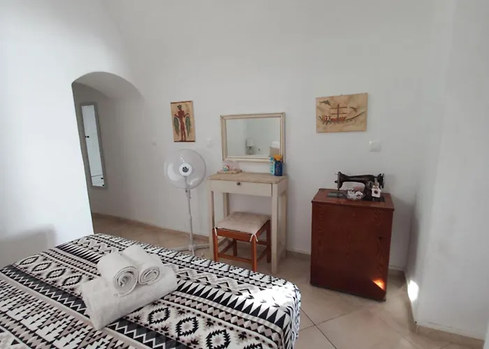 Villa Granny's ,mini For 4 Mesaria