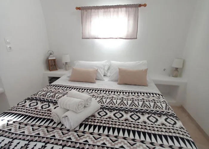 Villa Granny's ,mini For 4 Mesaria